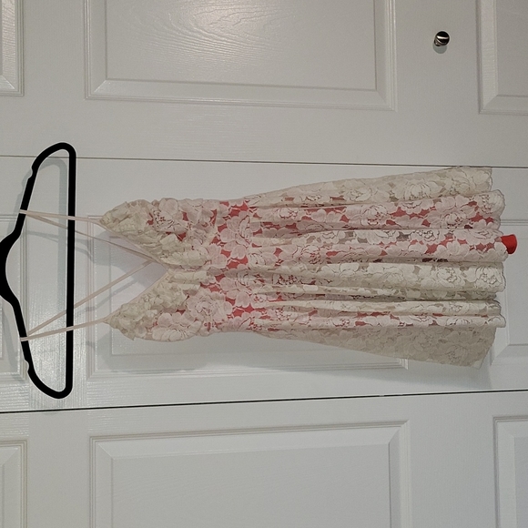 Chelsea & Violet mini dress, white lace with red slip, size medium - Picture 1 of 7